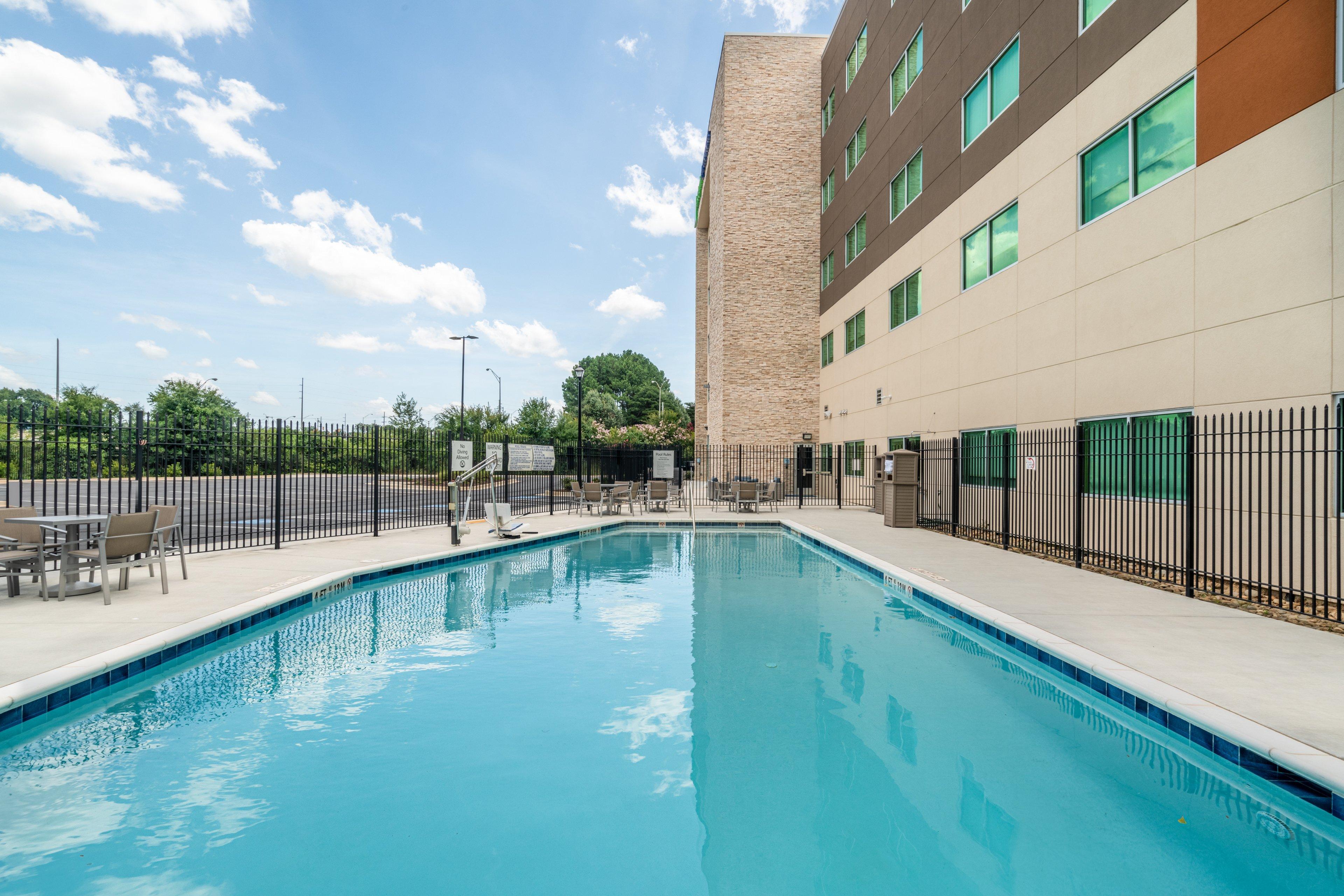 Express & Atlanta Airport Ne - By Ihg Hotel Hapeville